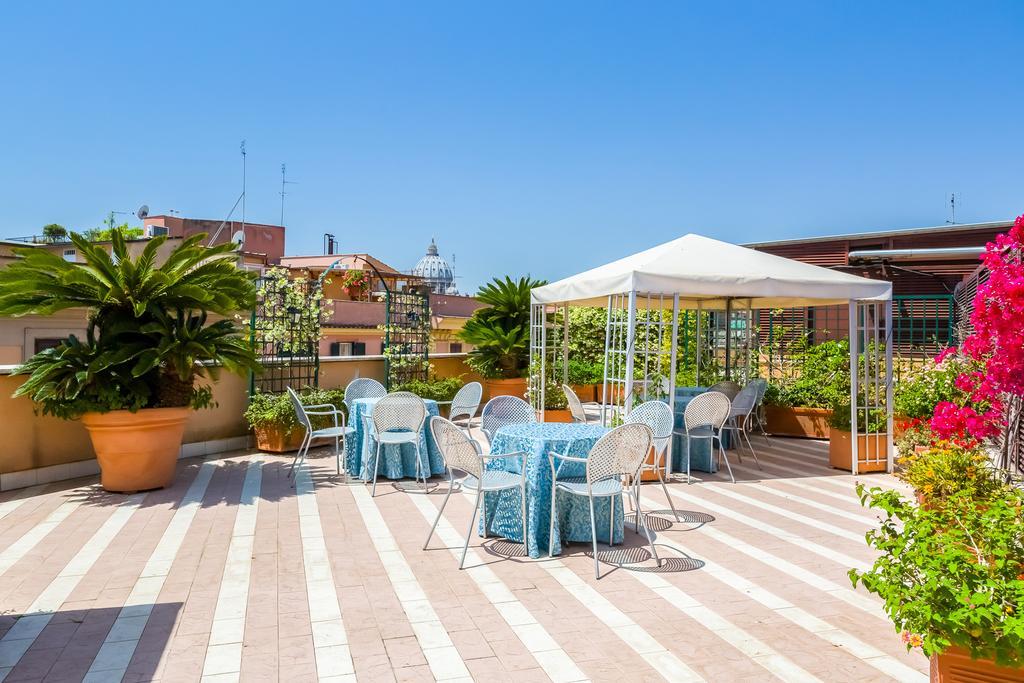 Hotel Domus Carmelitana Řím Exteriér fotografie