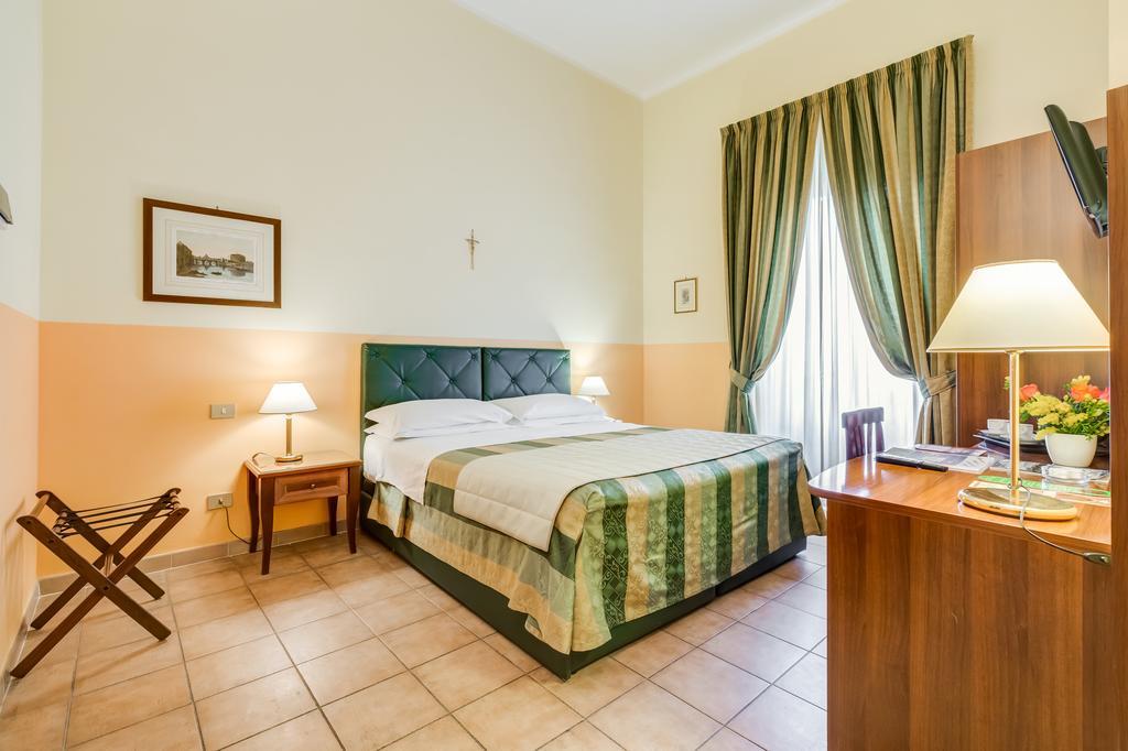 Hotel Domus Carmelitana Řím Exteriér fotografie