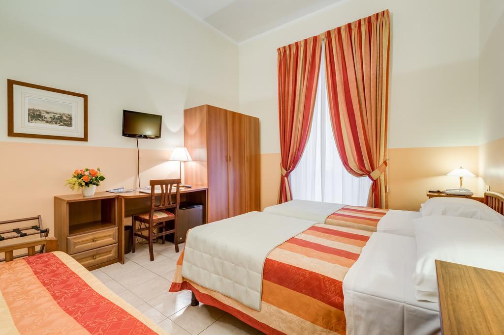 Hotel Domus Carmelitana Řím Exteriér fotografie