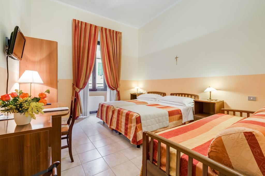 Hotel Domus Carmelitana Řím Exteriér fotografie
