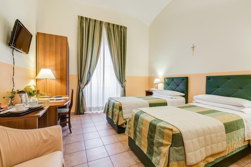 Hotel Domus Carmelitana Řím Exteriér fotografie