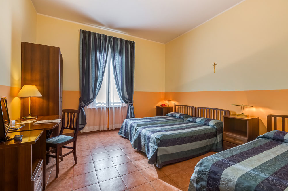 Hotel Domus Carmelitana Řím Exteriér fotografie