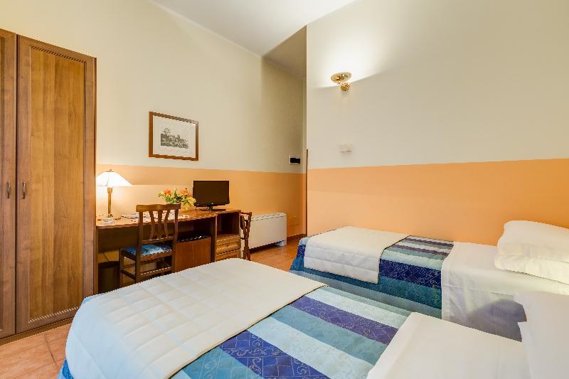 Hotel Domus Carmelitana Řím Exteriér fotografie