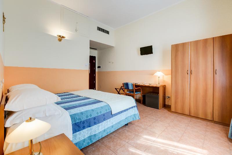 Hotel Domus Carmelitana Řím Exteriér fotografie